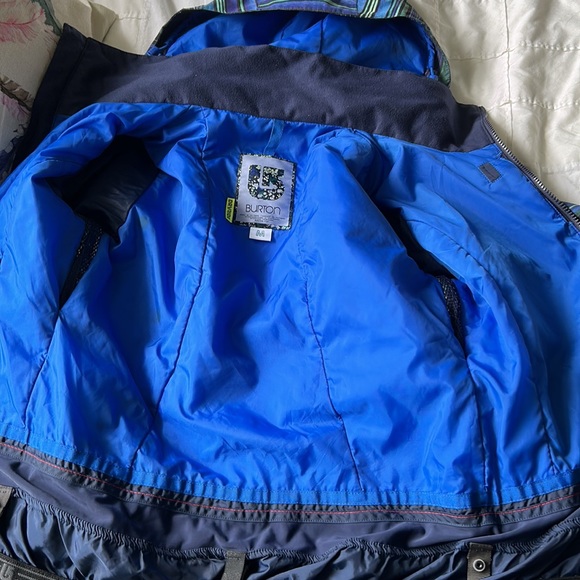 Burton Snowboard Jacket size M - Picture 6 of 7